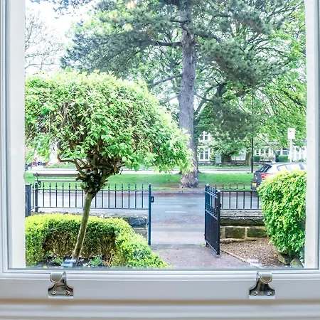 The Townhouse 해러게이트