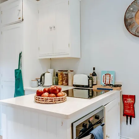 The Townhouse * هاروغايت